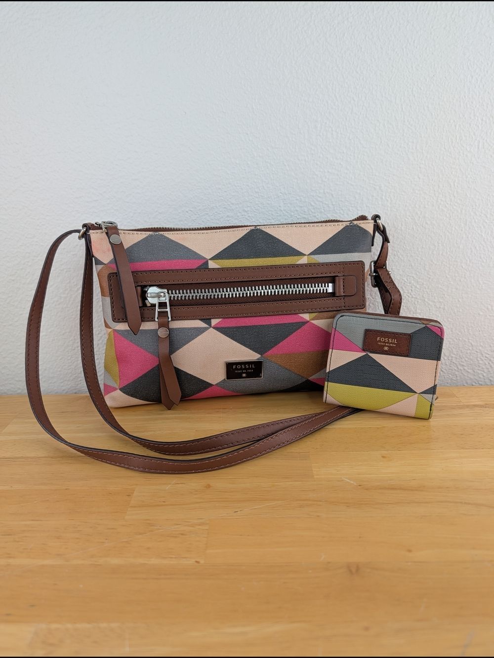 Fossil Dawson Coated Canvas Geometric Multi-Color Crossbody Bag Matching Wallet